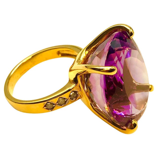 Bochic "Capri" Vintage Oval Shape Amethyst & Diamond Set In 18K Gold & Silver For Sale - Image 17 of 18