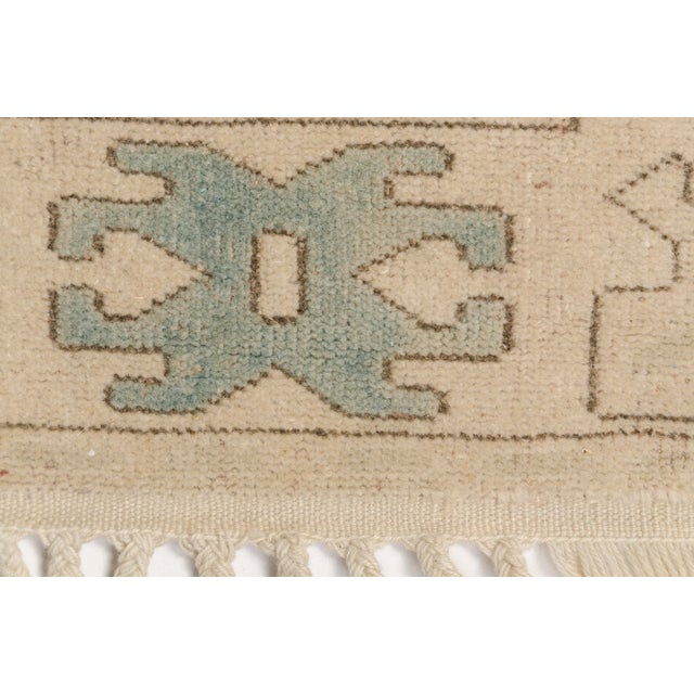 1960s Muted Anatolian Neutral Rug – Fretwork Geometric Design For Sale - Image 9 of 10