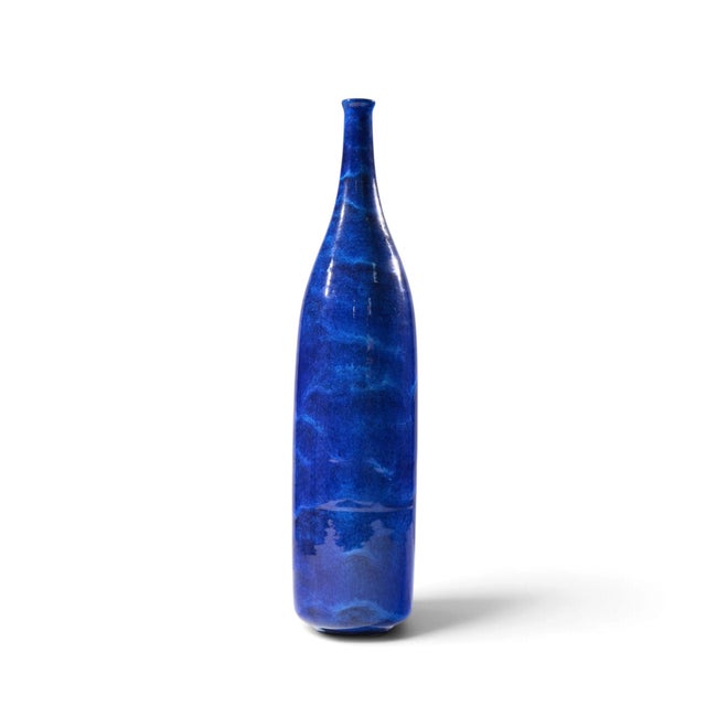 Gertrud and Otto Natzler Mid Century Lapis Blue Glaze Cylindrical Tall Bottle For Sale - Image 4 of 8