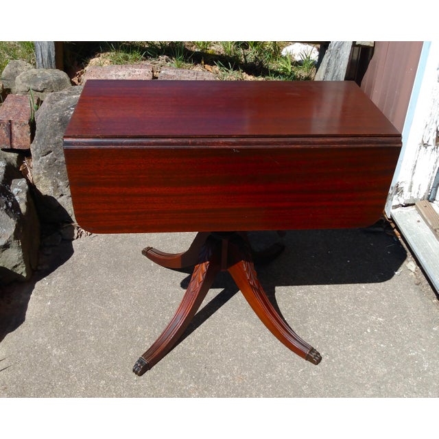 1930s Childs Mahogany Drop Leaf Table Fine Arts Furniture Grand Rapids
