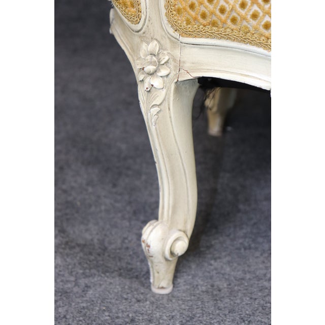 Vintage French Louis XV Style Carved Paint Decorated Settee C. 1950's For Sale In Philadelphia - Image 6 of 9