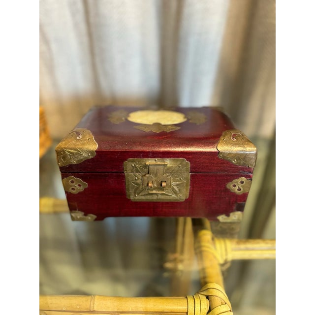 Mid 20th Century Chinoiserie Rosewood & Jade Medallion Jewelry Box For Sale - Image 5 of 5