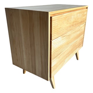 Newly Refinished Mid Century Blonde Chest of Drawers For Sale