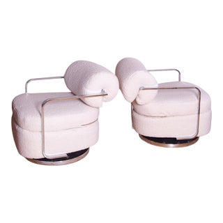 Milo Baughman Swivel Lounge Chairs in Boucle, 1960s Modern Design For Sale