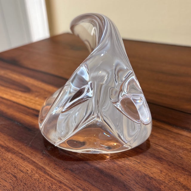 Simon Pearce 1980s Simon Pierce Sculpture the Flame With Original Sticker For Sale - Image 4 of 5