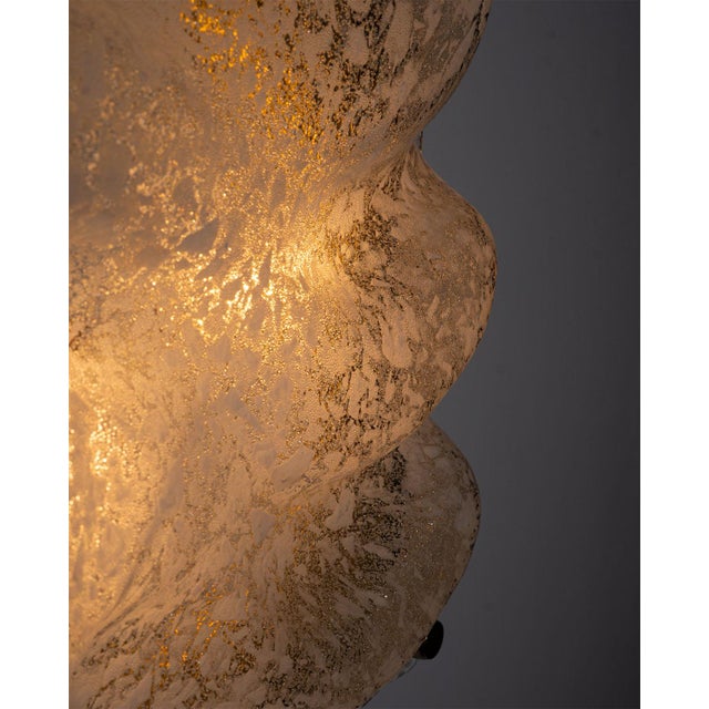 Murano Ice Glass Wall Lamp with Brass Backplate, Italy, 1970s For Sale - Image 9 of 15