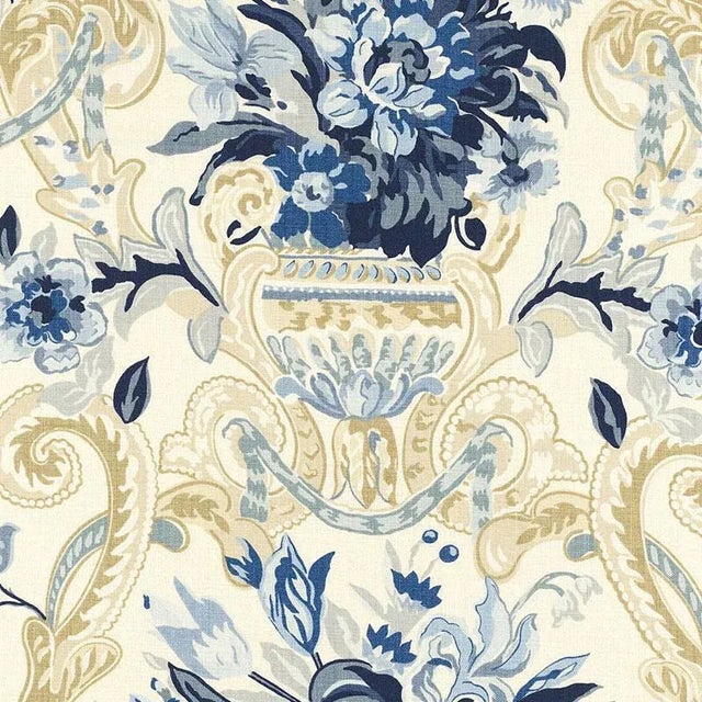 Table printed on a Linen ground, this marvelous, large-scale pattern features a romantic tangle of flowers, swags and...