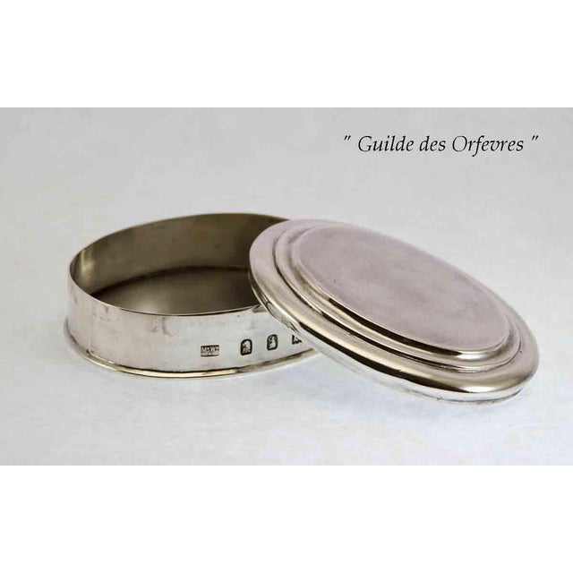 English Vintage Sterling Silver Oval Snuff Box, Britania Standard. For Sale - Image 3 of 8