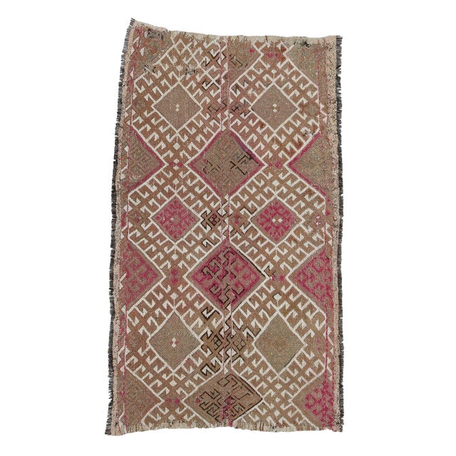 Embroidered Vintage Kilim Rug- 2′8″ × 4′7″ For Sale