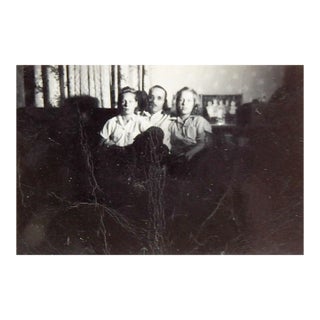 Vintage 1950s Snapshot Family Creepy Captive Audience Photograph For Sale