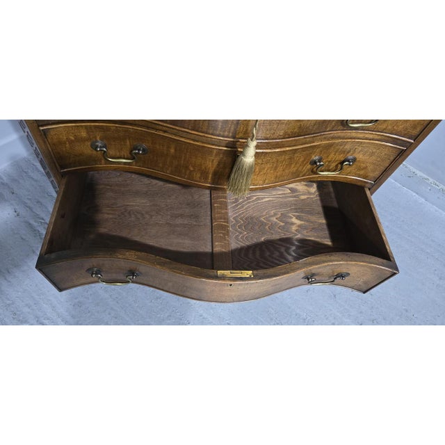 Small Serpentine Chest of Drawers For Sale - Image 5 of 10