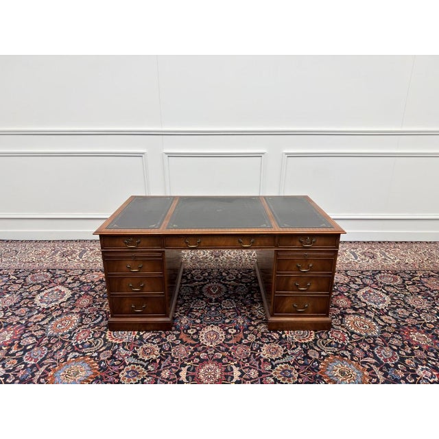 English Desk with Black Inlay For Sale - Image 4 of 18