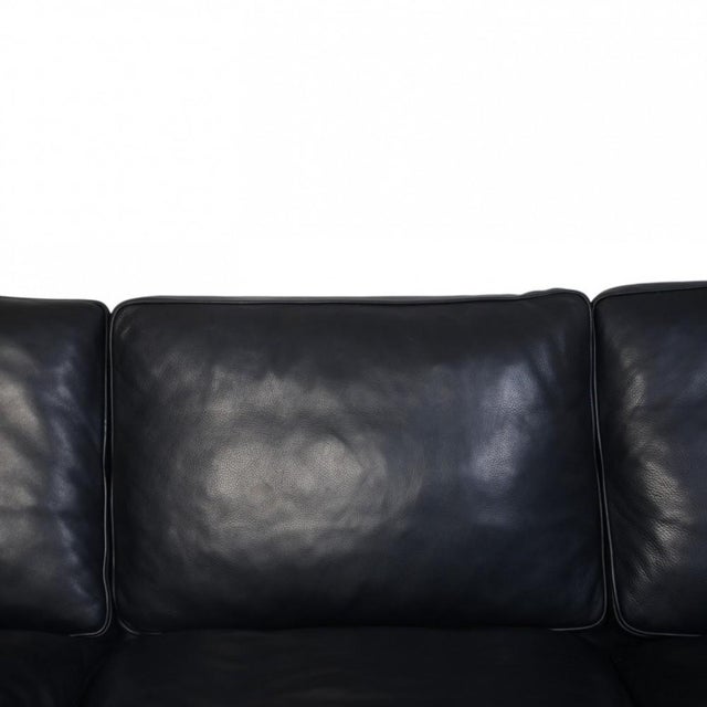 2213 Three-Seater Sofa in Black Leather by Børge Mogensen, 2012 For Sale - Image 5 of 18