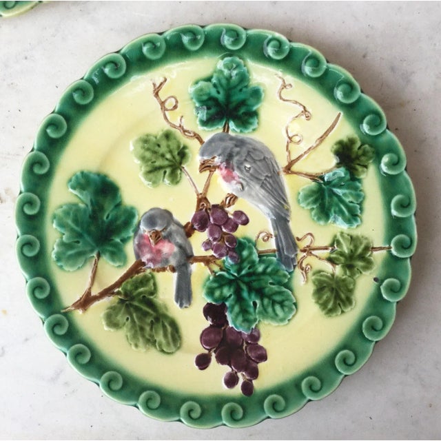 Early 20th Century Keller & Guerin Saint Clement Majolica Grapes Plate For Sale - Image 4 of 6