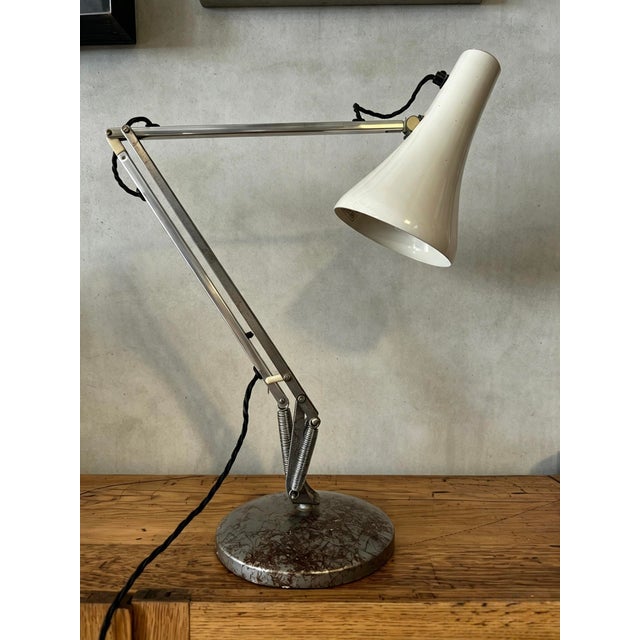 1970s Model 90 Anglepoise Table Lamp by George Carwardine for Herbert Terry & Sons, 1970s For Sale - Image 5 of 11