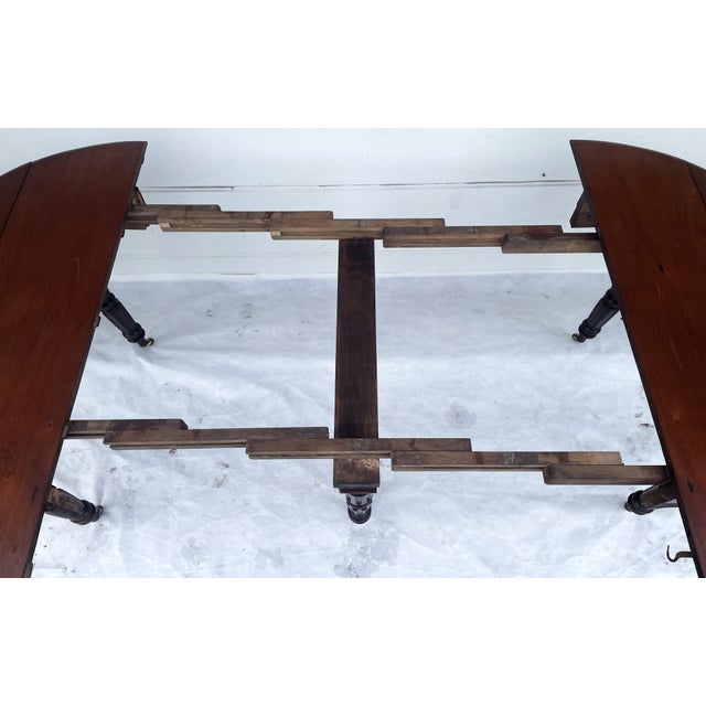 Antique English Victorian Oval Dining Table with Extendable Top, 19th Century For Sale - Image 17 of 18