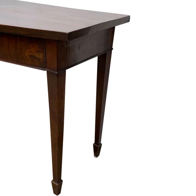 Wood 18th Century English George III Mahogany Veneer Bowfront Serving Table For Sale - Image 7 of 12