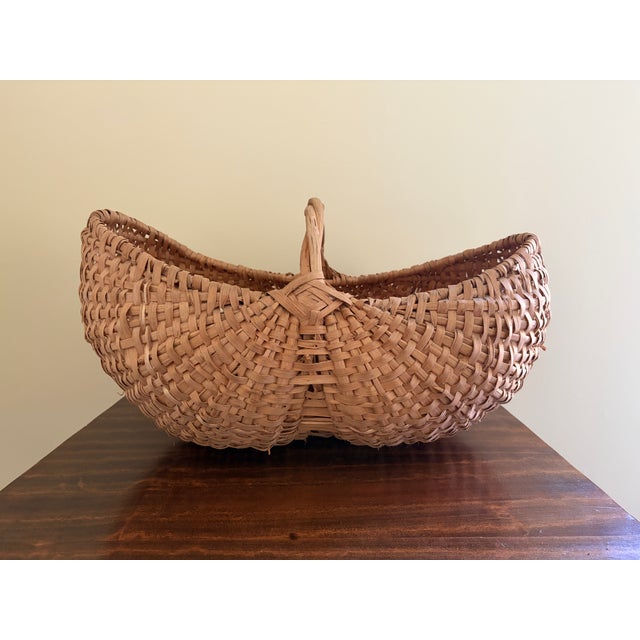 Large Early 20th Century American Splint Oak Buttocks Gathering Basket For Sale - Image 9 of 11