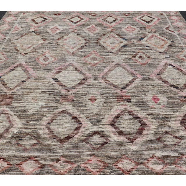 Moroccan Style Modern Hand Knotted Rug in Tribal Design in Brown's Pink Gray For Sale - Image 4 of 12