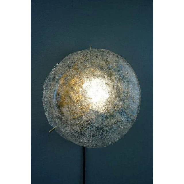 With this set of lamps you get an item that is really fantastic in terms of details. These thick and heavy ice glass lamps...