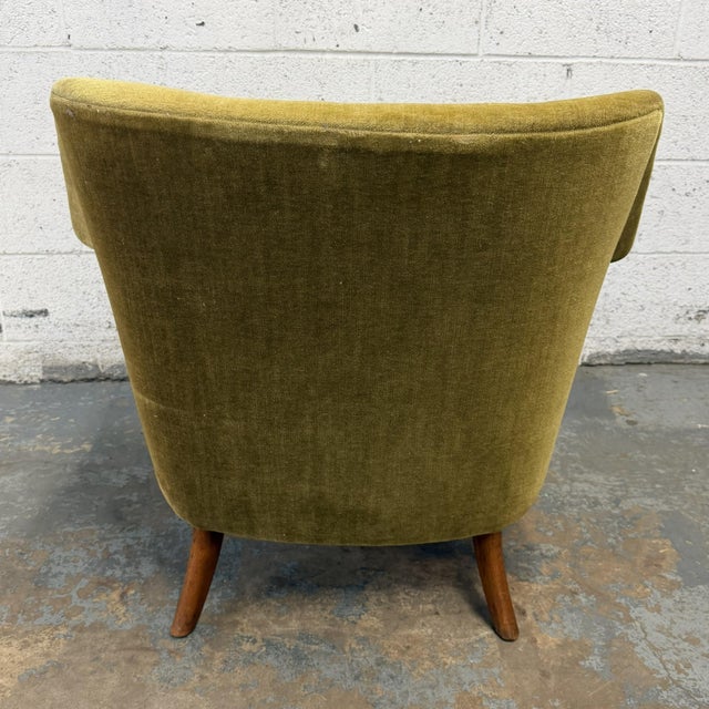 Danish Modern Green Mohair and Teak Lounge Chair, Circa 1950s For Sale - Image 4 of 8