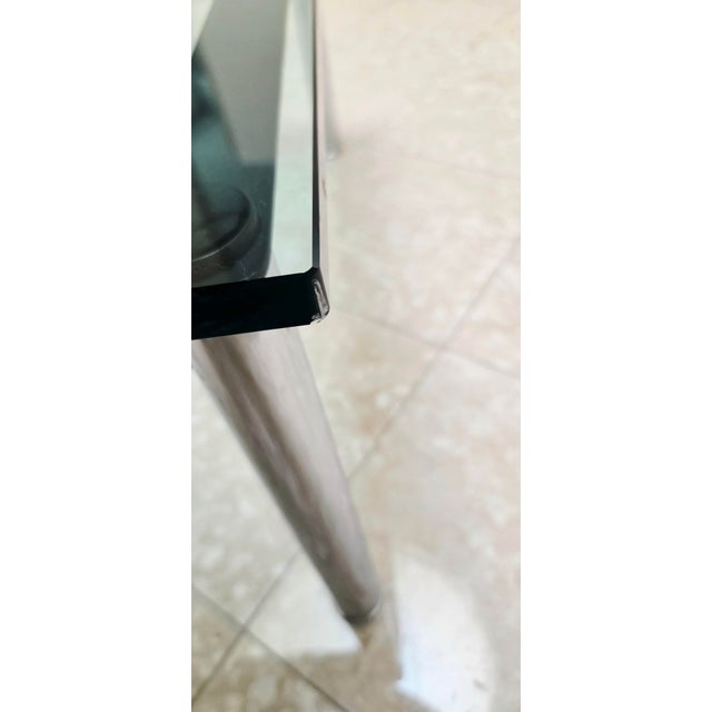 Cassina Lc10 Table en Tube Basse Coffee Table Glass Top Chrome Legs Black Base Le Corbusier Pierre Jeanneret Charlotte Perriand For Sale - Image 12 of 12