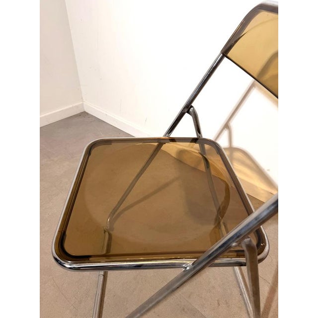 Giancarlo Piretti Chrome and Acrylic Folding Chair by Giancarlo Piretti For Sale - Image 4 of 6