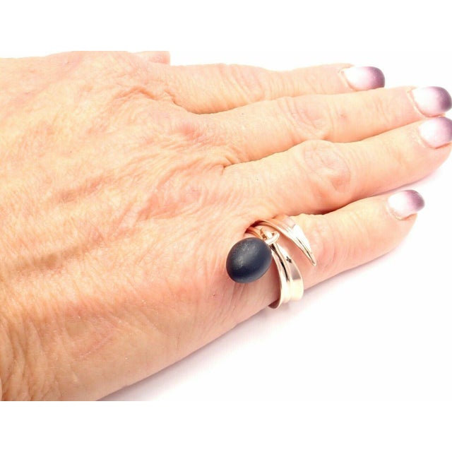 2000 - 2009 Hermes Olive 18k Rose Gold Wood Band Ring For Sale - Image 5 of 10