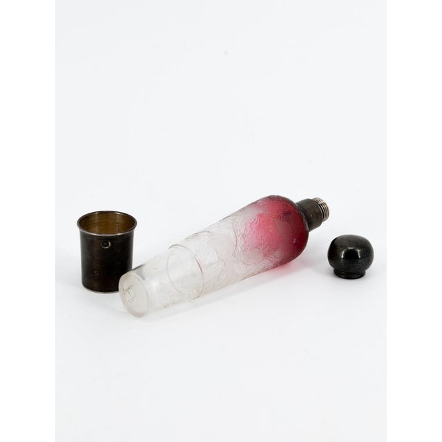 Art Nouveau Nancy Perfume Bottle in Polychrome Etched Glass with Full Silver Mount from Daum, 1890s For Sale - Image 6 of 11