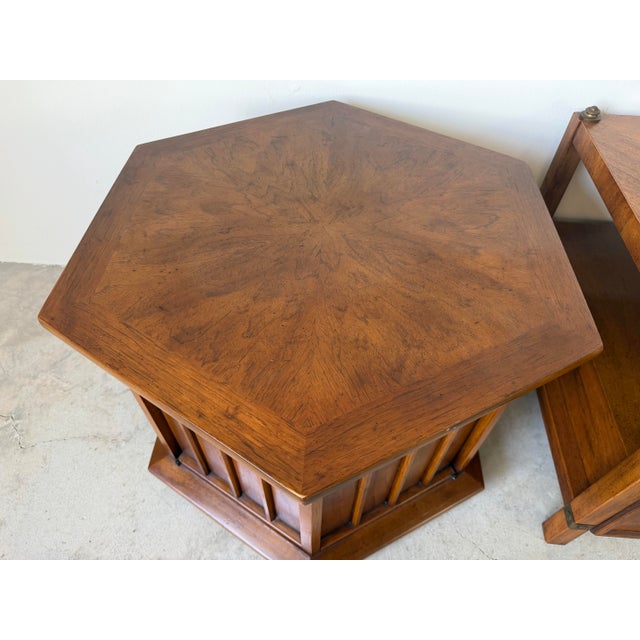 Vintage Henredon Hexagonal and Square Accent End Tables With Brass Details – A Pair For Sale - Image 4 of 12