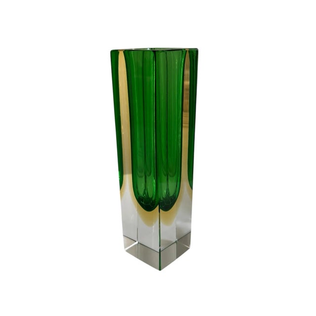 Mid-Century Modern 1960s Murano Sommerso Glass Green Yellow Vase by Flavio Poli for Alessandro Mandruzzato For Sale - Image 3 of 6