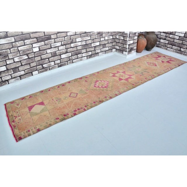 Apricot Apricot Tonea Vintage Floral Runner For Sale - Image 8 of 10