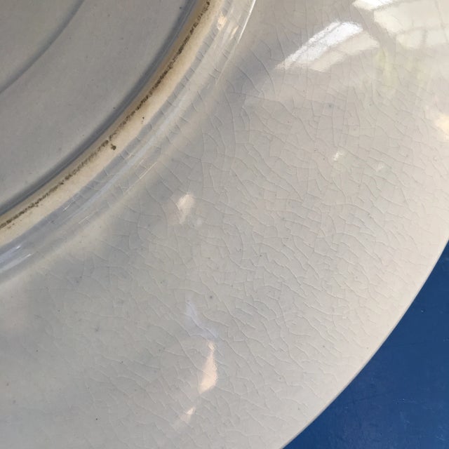 Blue 1980s Vintage Chinoiserie Ceramic Plate For Sale - Image 8 of 10