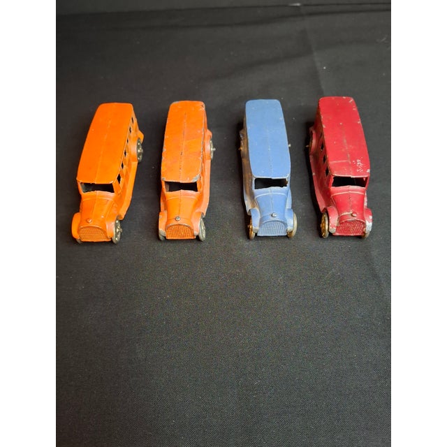 American Vintage Pre-War Tootsietoy No. 4651 Fageol Safety Coach Bus Group (4) - Orange Blue Red 1927-1933 For Sale - Image 3 of 14