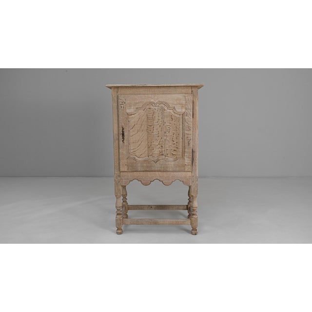 Mid 20th Century French Louis XV Oak Cabinet For Sale - Image 4 of 18