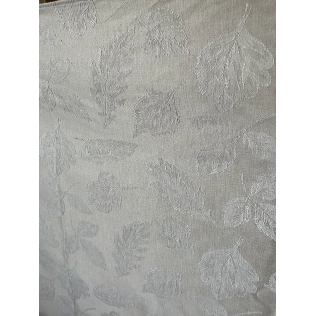 2000s Cream Colored Cotton Banquet Size Leaf Pattern Tablecloth For Sale - Image 4 of 8