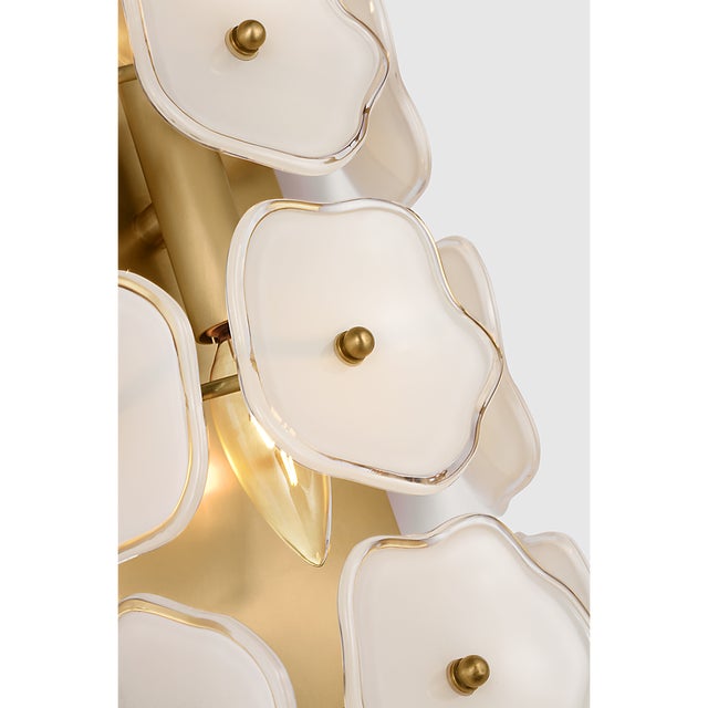Description: The Leighton collection by kate spade new york celebrates feminine charm with individually cast glass...