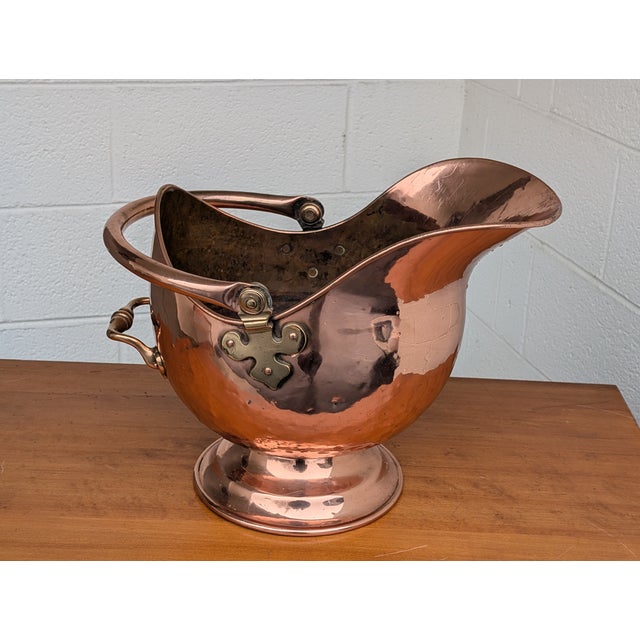 Helmet Style Copper Brass Coal Scuttle Bucket Planter with Handle, collapsible handle. Good vintage condition with patina