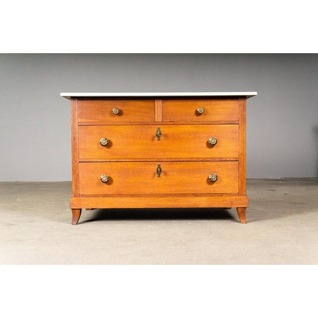 Item: Chest of drawers Period & Style: Art Nouveau - Early 20th century Features: - Simple and practical piece of...