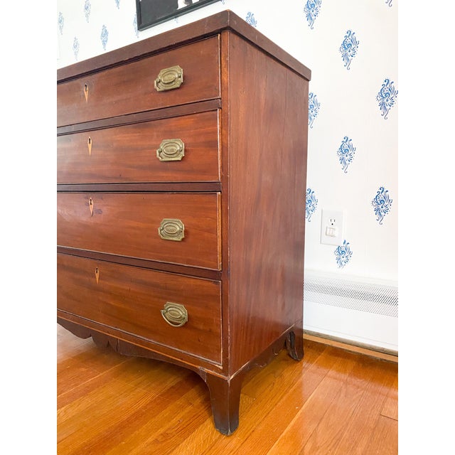Antique Early 1800s Southern Neoclassical Mahogany Chest of Drawers For Sale - Image 15 of 17