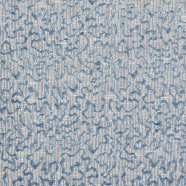 Modern SAMPLE - Schumacher Janis Velvet Fabric In Moonstone For Sale - Image 3 of 4