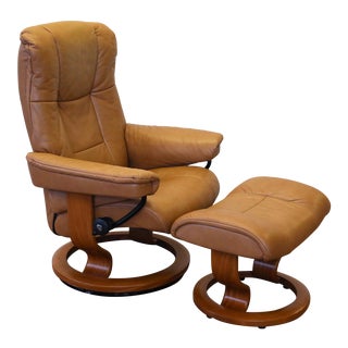 Ekornes Stressless Cognac Tan Leather Recliner Chair and Ottoman For Sale