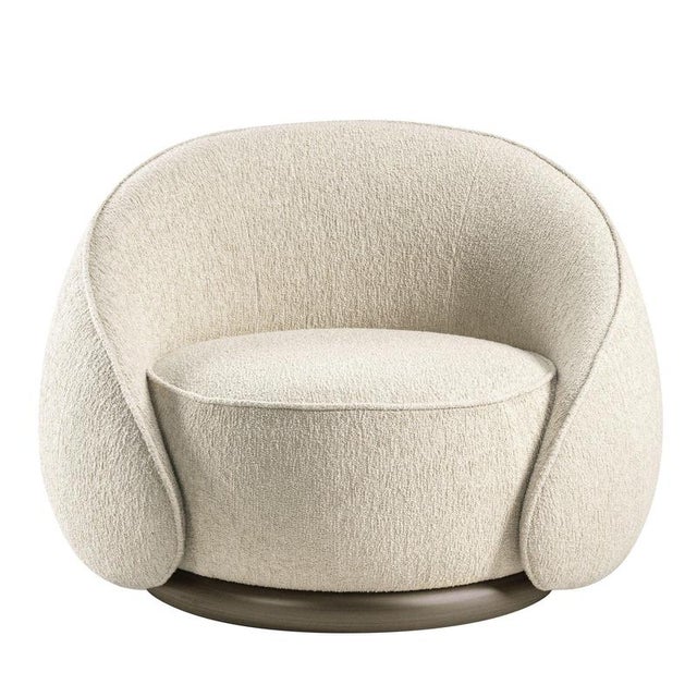 Contemporary Abbracci Light Beige Textile and Brown Burnished Brass Chair by Lorenza Bozzoli For Sale - Image 3 of 3