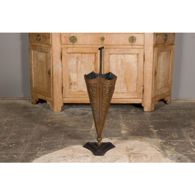 Early 20th Century English 1920-1930 Brass Umbrella Stand with Raised Motifs and Tripartite Base For Sale - Image 5 of 11