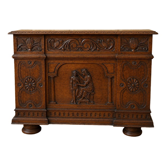 Renaissance-Style Chest in Carved Walnut, 19th Century For Sale