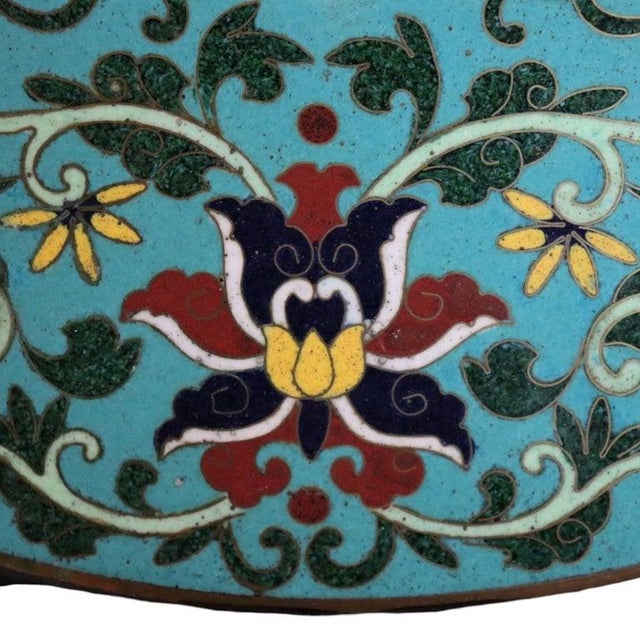 Early 20th Century Vintage Chinese Ebonized, Polychromed & 3 Cloisonne Disk Coffee Table 20thC For Sale - Image 5 of 18