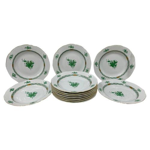1980s Chinese Bouquet Apponyi Green Soup Plates from Herend, 1980s, Set of 12 For Sale - Image 5 of 5