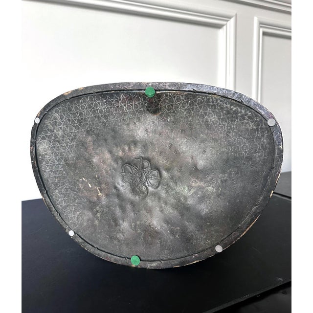 Large Gilt Bronze Statue of Bodhisattva Avalokiteshvara with Four Arms For Sale - Image 12 of 18