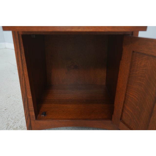 Pair Stickley Mission Oak Highlands Nightstands For Sale In Philadelphia - Image 6 of 18