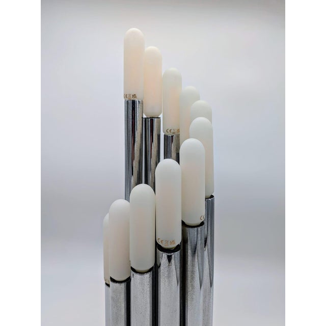 Important and iconic design lamp from the 70s, designer gaetano sciolari for fidenza vetraria. Excellent condition....